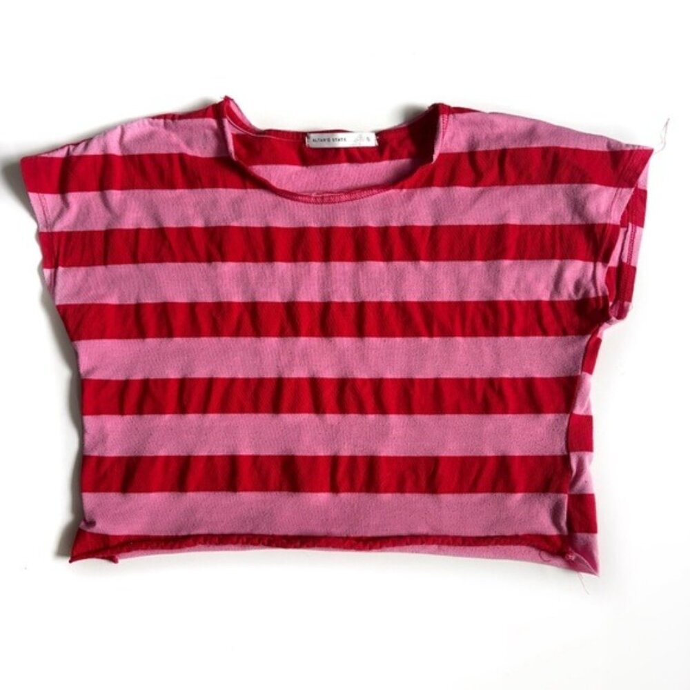 Altar'd State Red and Pink Striped Cropped Raw Hem Tee Shirt - S